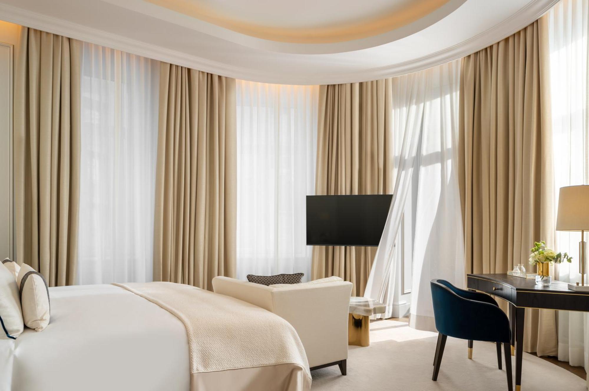 Corinthia Grand Hotel Du Boulevard Bucarest Esterno foto